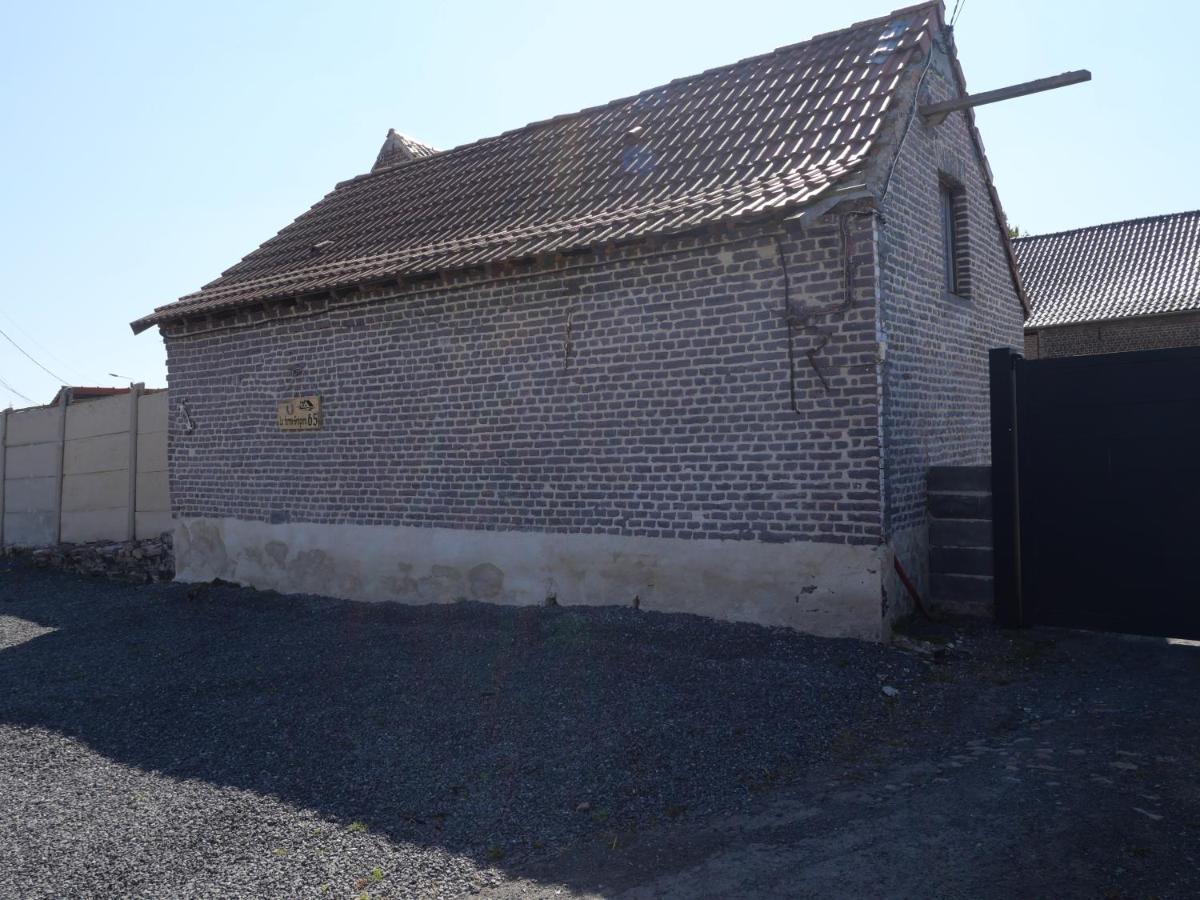 La Cabane Du Chasseur Flines-Les-Mortagne Bagian luar foto